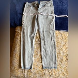 Arizona light wash jeans